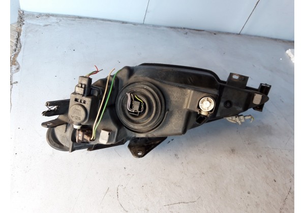 Фара передня права Peugeot 206, рифлене скло, 6205S7, 9640559480